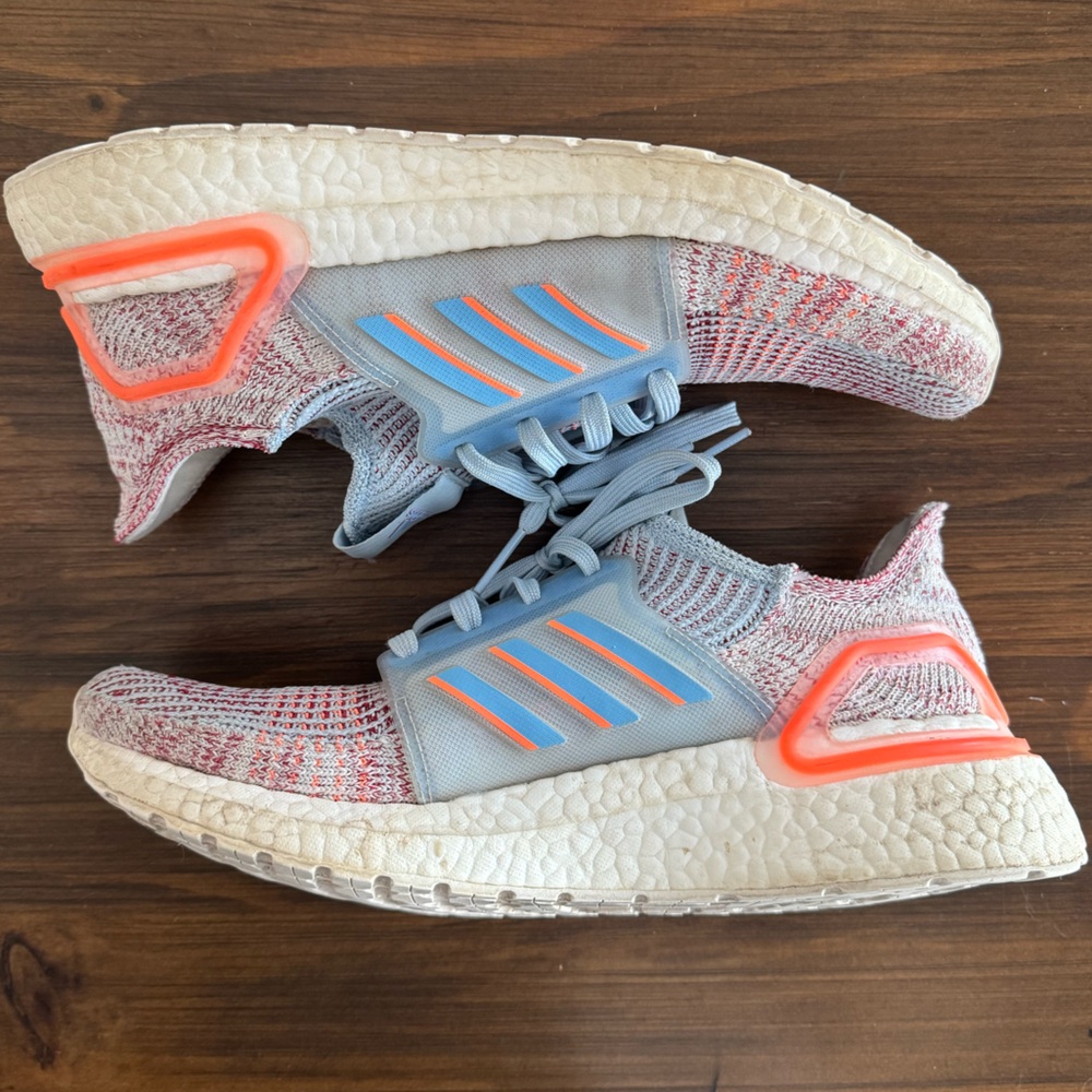 Adidas UltraBoost 19 in Coral Glow Blue